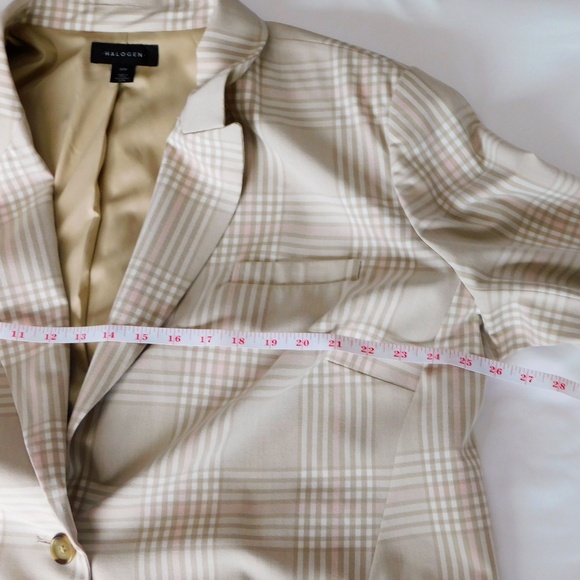 Halogen Cutaway Jacket, Single Button - Taupe & Pink Plaid - 20W - Picture 6 of 12